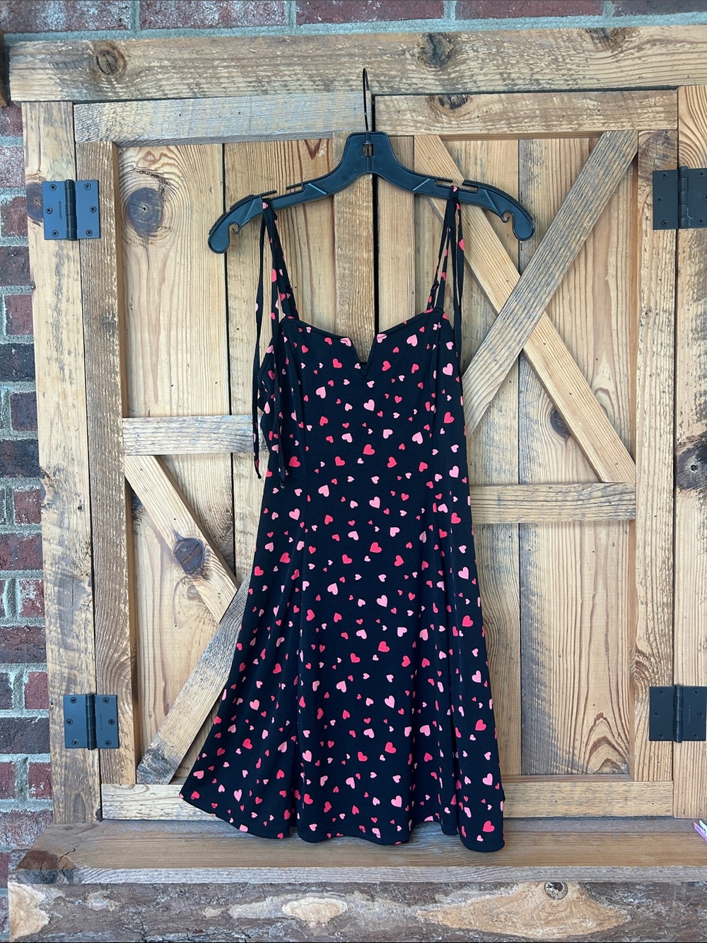 Women’s Lily Rose Black Mini Slip Dress with Pink Heart Print medium like new